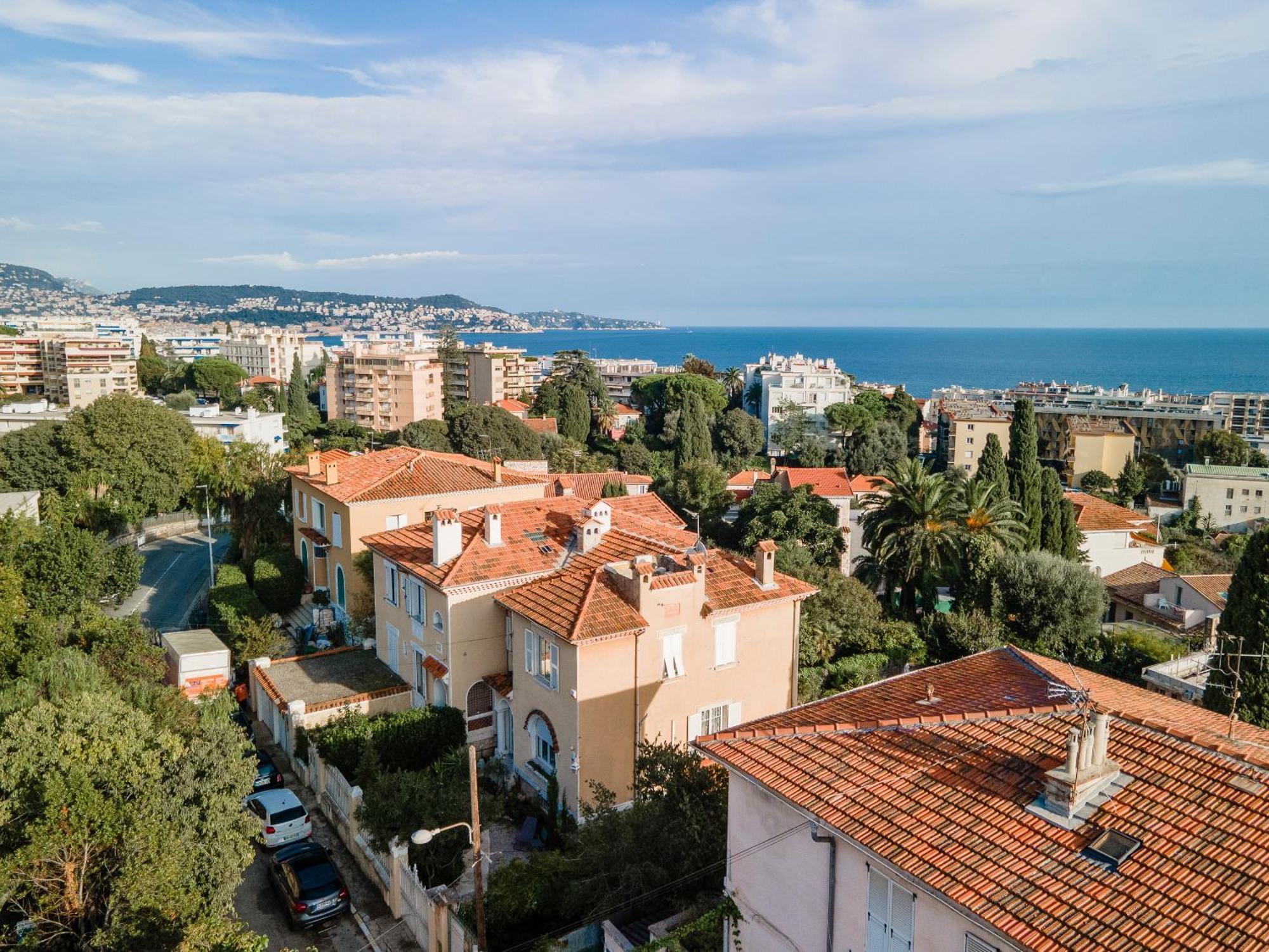 Renting - Cambrai03 - Seaside On The Promenade Des * Nizza